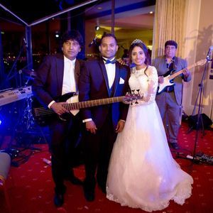 Meet your Posher, Joel